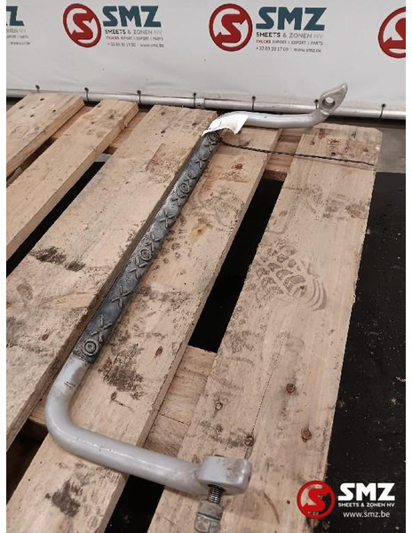 MAN Occ bumpertrap MAN - Parachoques para Camión: foto 2 MAN Occ bumpertrap MAN - Parachoques para Camión: foto 2