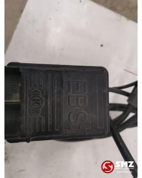 MAN Occ ebs ventiel Man tgx tgs euro 6 - Válvula de freno para Camión: foto 3 MAN Occ ebs ventiel Man tgx tgs euro 6 - Válvula de freno para Camión: foto 3