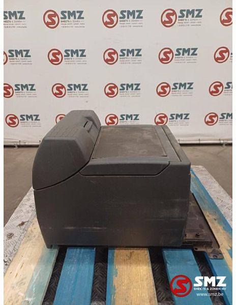 MAN Occ koelkast 35L MAN - Cabina e interior para Camión: foto 3 MAN Occ koelkast 35L MAN - Cabina e interior para Camión: foto 3