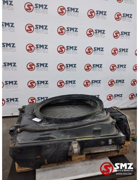 MAN Occ radiator + intercooler MAN - Radiador para Camión: foto 3 MAN Occ radiator + intercooler MAN - Radiador para Camión: foto 3