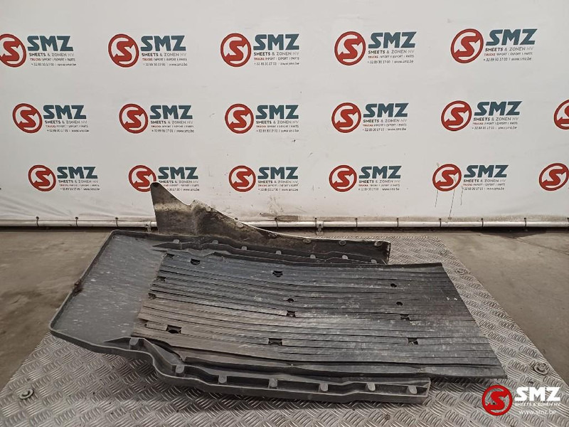 MAN Occ spatbord vooraan links MAN - Carrocería y exterior para Camión: foto 5 MAN Occ spatbord vooraan links MAN - Carrocería y exterior para Camión: foto 5