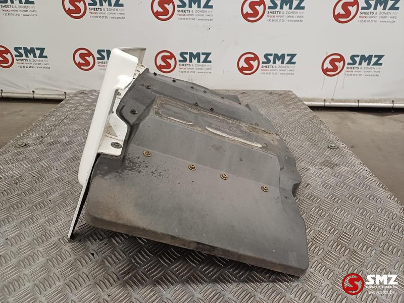 MAN Occ spatbord vooraan rechts MAN - Carrocería y exterior para Camión: foto 4 MAN Occ spatbord vooraan rechts MAN - Carrocería y exterior para Camión: foto 4