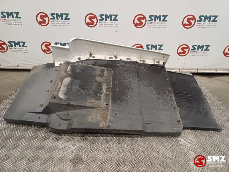 MAN Occ spatbord vooraan rechts MAN - Carrocería y exterior para Camión: foto 3 MAN Occ spatbord vooraan rechts MAN - Carrocería y exterior para Camión: foto 3