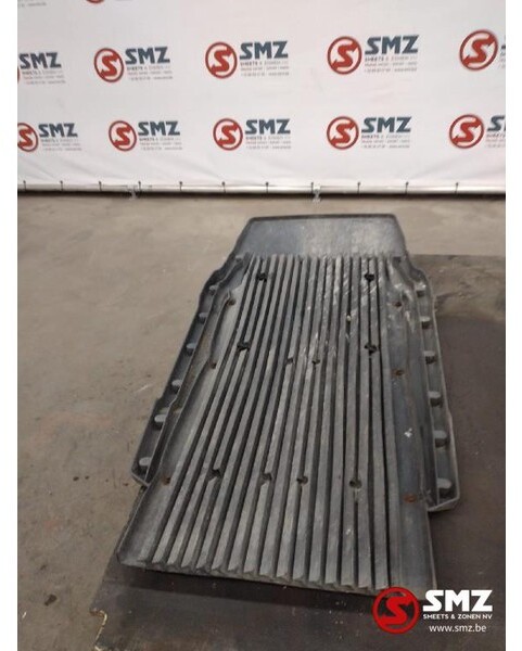 MAN Occ voorste links/rechts spatbord MAN TGX 81612100 - Bastidor/ Chasis para Camión: foto 2 MAN Occ voorste links/rechts spatbord MAN TGX 81612100 - Bastidor/ Chasis para Camión: foto 2