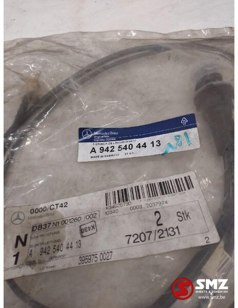 Mercedes-Benz Kabelboom oliekoeler mercedes a9425404413 - Cables/ Alambres para Camión: foto 2 Mercedes-Benz Kabelboom oliekoeler mercedes a9425404413 - Cables/ Alambres para Camión: foto 2