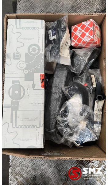 Mercedes-Benz Lot onderdelen Mercedes - Espejo retrovisor para Camión: foto 1 Mercedes-Benz Lot onderdelen Mercedes - Espejo retrovisor para Camión: foto 1