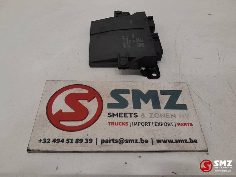 Mercedes-Benz Occ ECU linkerdeur regeleenheid Mercedes - Unidad de control para Camión: foto 3 Mercedes-Benz Occ ECU linkerdeur regeleenheid Mercedes - Unidad de control para Camión: foto 3