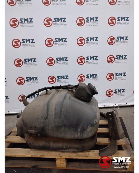 Mercedes-Benz Occ brandstoftank 125L Mercedes Atego A9704710001 - Depósito de combustible para Camión: foto 3 Mercedes-Benz Occ brandstoftank 125L Mercedes Atego A9704710001 - Depósito de combustible para Camión: foto 3