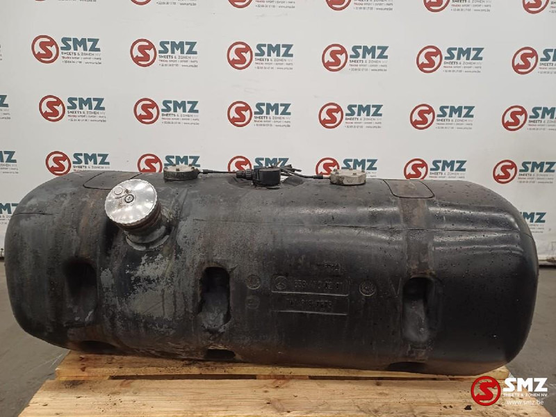 Mercedes-Benz Occ brandstoftank 220L Mercedes - Depósito de combustible para Camión: foto 1 Mercedes-Benz Occ brandstoftank 220L Mercedes - Depósito de combustible para Camión: foto 1