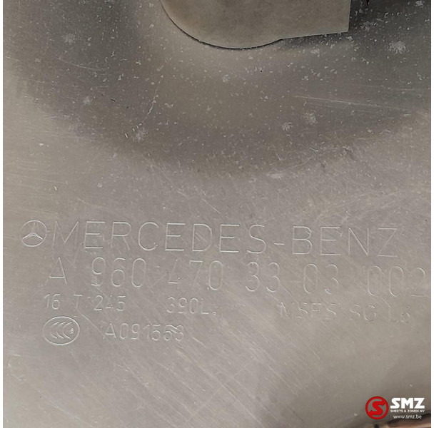 Mercedes-Benz Occ brandstoftank 390L Mercedes - Depósito de combustible para Camión: foto 5 Mercedes-Benz Occ brandstoftank 390L Mercedes - Depósito de combustible para Camión: foto 5