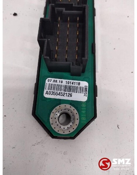 Mercedes-Benz Occ printplaat Mercedes Actros Euro 6 A0355452126 - Sistema eléctrico para Camión: foto 2 Mercedes-Benz Occ printplaat Mercedes Actros Euro 6 A0355452126 - Sistema eléctrico para Camión: foto 2