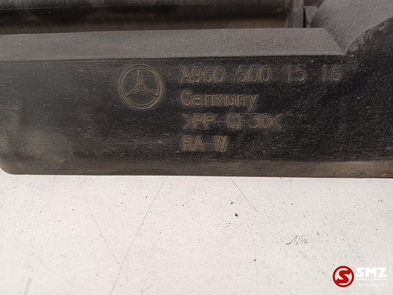 Mercedes-Benz Occ radiatorrooster Mercedes - Radiador para Camión: foto 3 Mercedes-Benz Occ radiatorrooster Mercedes - Radiador para Camión: foto 3