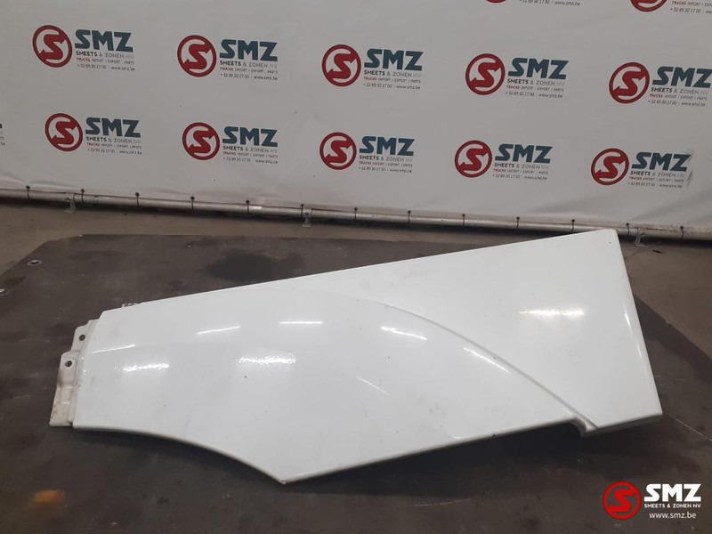 Mercedes-Benz Occ spatbordverlenging links Mercedes Actros MP4 - Carrocería y exterior para Camión: foto 1 Mercedes-Benz Occ spatbordverlenging links Mercedes Actros MP4 - Carrocería y exterior para Camión: foto 1