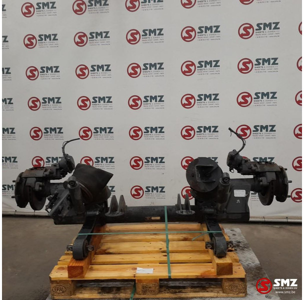 Mercedes-Benz Occ stuuras / meeloopas M-4,3LA/C17.5 Mercedes - Dirección para Camión: foto 1 Mercedes-Benz Occ stuuras / meeloopas M-4,3LA/C17.5 Mercedes - Dirección para Camión: foto 1