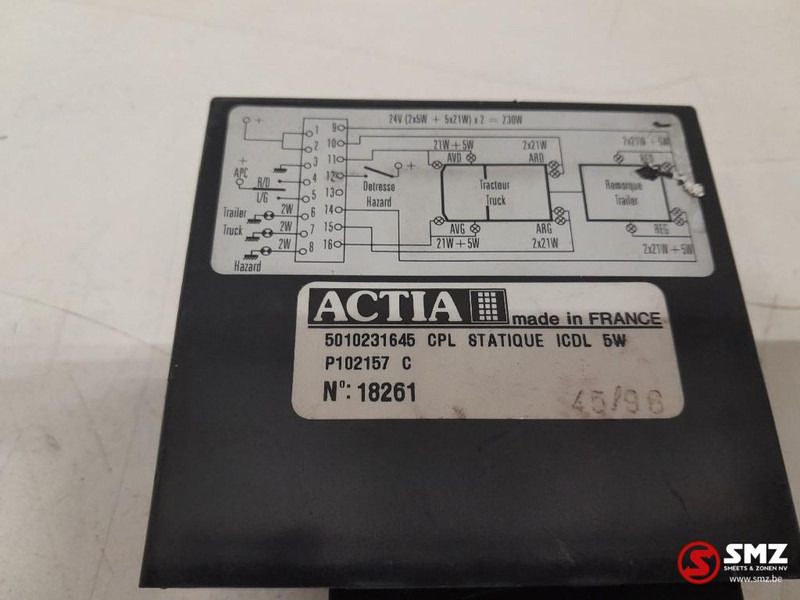 Renault Occ ECU ACTIA regeleenheid Renault - Unidad de control para Camión: foto 5 Renault Occ ECU ACTIA regeleenheid Renault - Unidad de control para Camión: foto 5