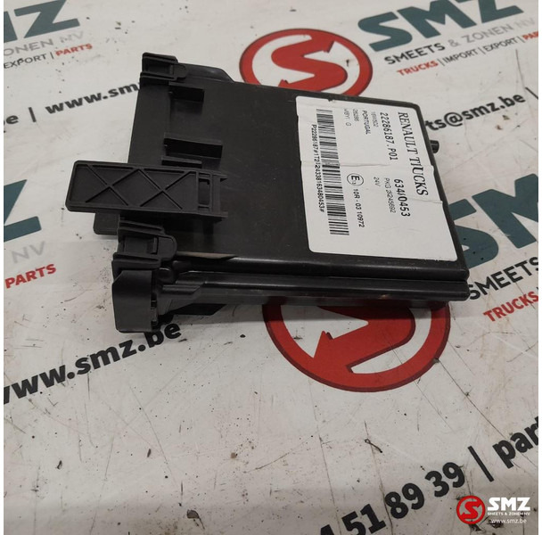 Renault Occ ECU centrale vergrendeling regeleenheid Renaul - Unidad de control para Camión: foto 4 Renault Occ ECU centrale vergrendeling regeleenheid Renaul - Unidad de control para Camión: foto 4