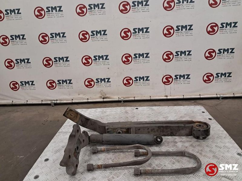 Renault Occ bladveerset achteras rechts Renault - Suspensión de ballestas para Camión: foto 1 Renault Occ bladveerset achteras rechts Renault - Suspensión de ballestas para Camión: foto 1
