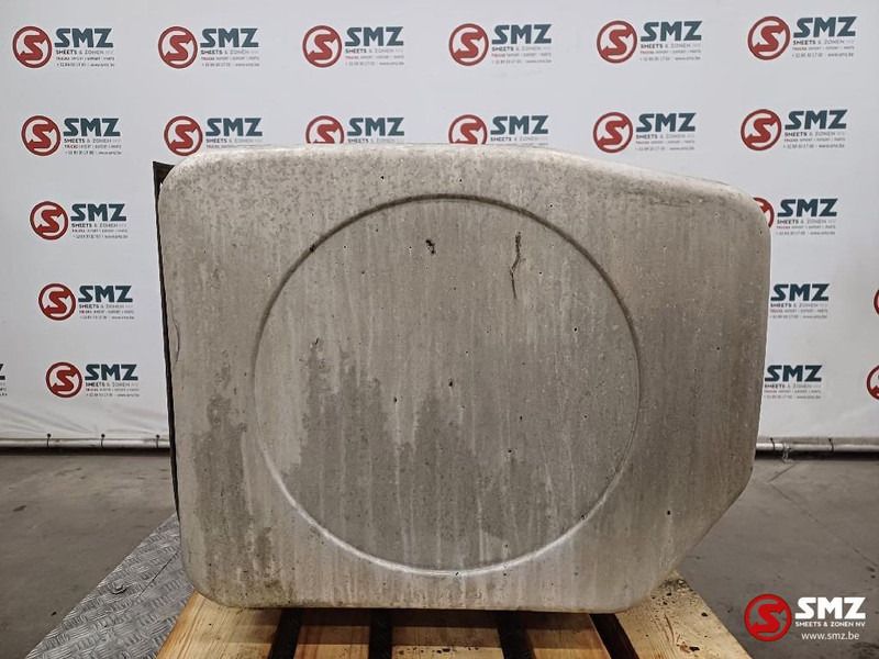 Renault Occ brandstoftank 400L Renault - Depósito de combustible para Camión: foto 4 Renault Occ brandstoftank 400L Renault - Depósito de combustible para Camión: foto 4