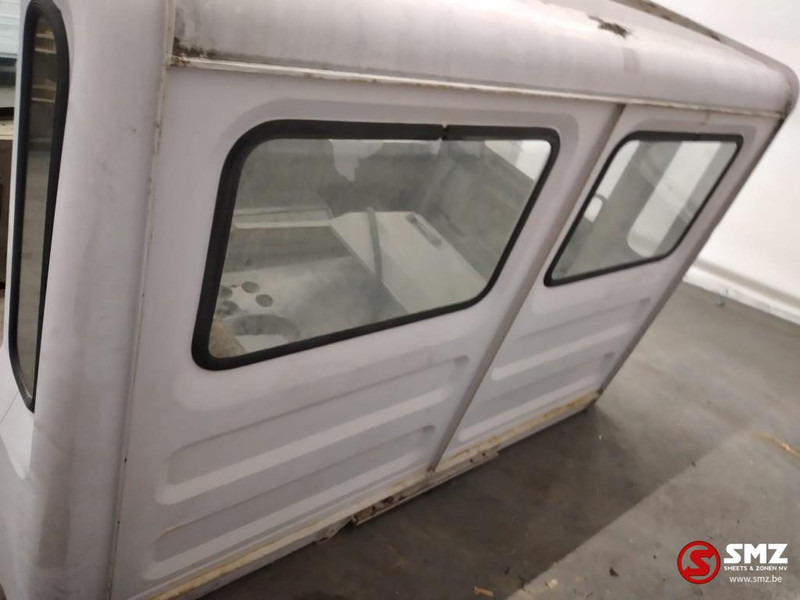 Renault Occ cabine compleet Renault R - Cabina e interior para Camión: foto 4 Renault Occ cabine compleet Renault R - Cabina e interior para Camión: foto 4