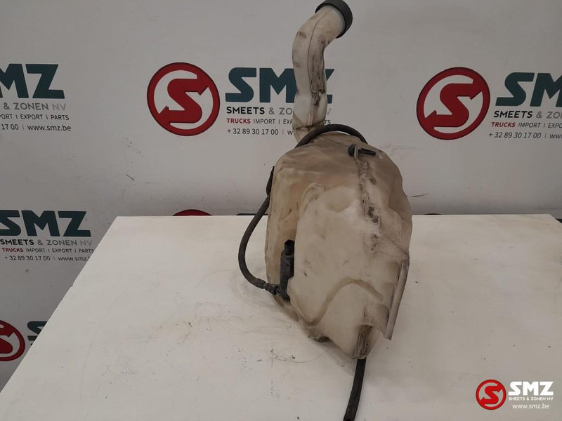 Scania Occ ruitensproeierreservoir Scania - Limpiaparabrisas para Camión: foto 3 Scania Occ ruitensproeierreservoir Scania - Limpiaparabrisas para Camión: foto 3