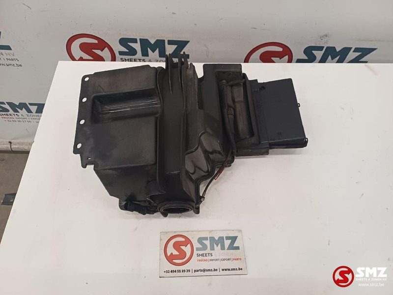 Scania Occ ruitenwissersproeierreservoir Scania - Limpiaparabrisas para Camión: foto 3 Scania Occ ruitenwissersproeierreservoir Scania - Limpiaparabrisas para Camión: foto 3