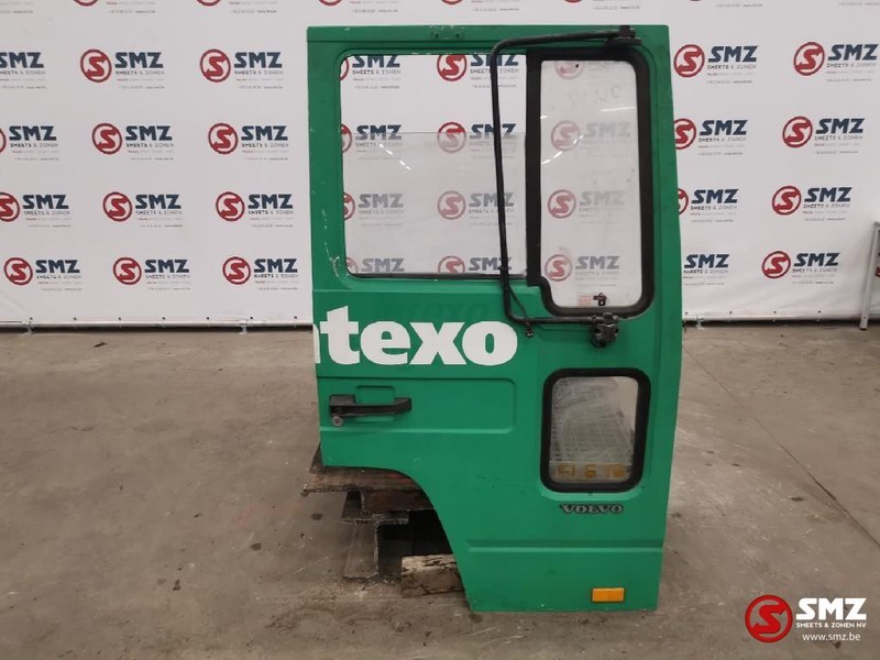 Volvo Occ Deur rechts Volvo FL6 - Puerta y piezas para Camión: foto 1 Volvo Occ Deur rechts Volvo FL6 - Puerta y piezas para Camión: foto 1