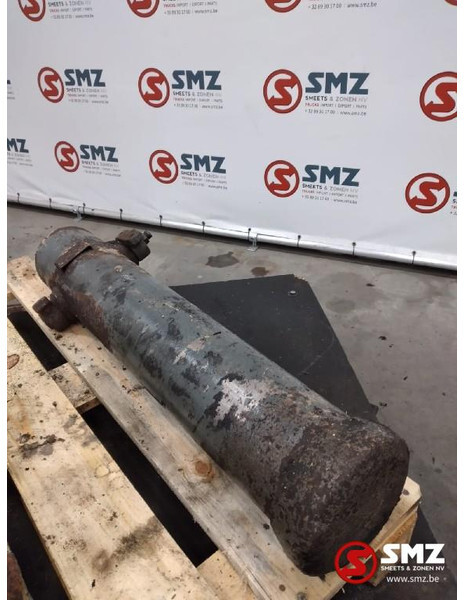 Volvo Occ hydraulische zuiger 92 cm 4x uitschuifbaar - Hidráulica para Camión: foto 2 Volvo Occ hydraulische zuiger 92 cm 4x uitschuifbaar - Hidráulica para Camión: foto 2