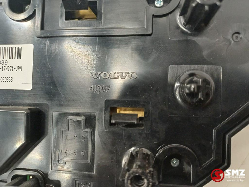 Volvo Occ radiobesturingseenheid Volvo - Sistema eléctrico para Camión: foto 3 Volvo Occ radiobesturingseenheid Volvo - Sistema eléctrico para Camión: foto 3