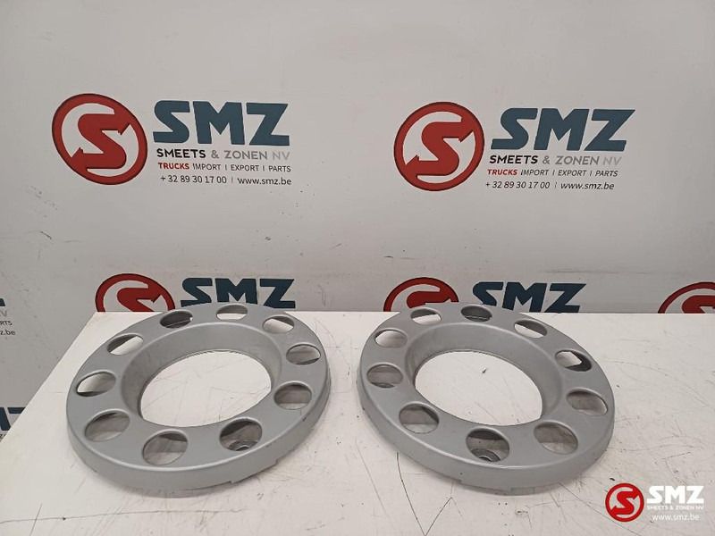 Volvo Occ set wieldoppen 22.5" Volvo - Neumático para Camión: foto 1 Volvo Occ set wieldoppen 22.5" Volvo - Neumático para Camión: foto 1