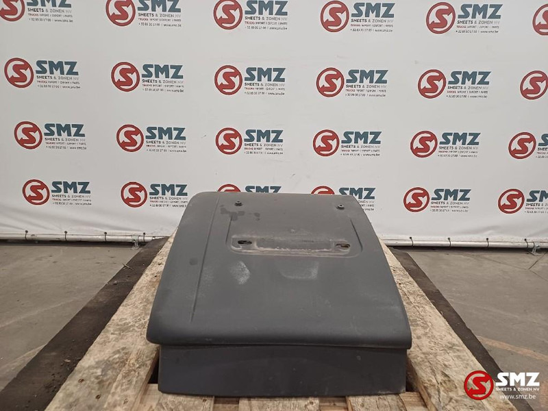 Volvo Occ spatbord cabine achter L/R Volvo - Carrocería y exterior para Camión: foto 3 Volvo Occ spatbord cabine achter L/R Volvo - Carrocería y exterior para Camión: foto 3