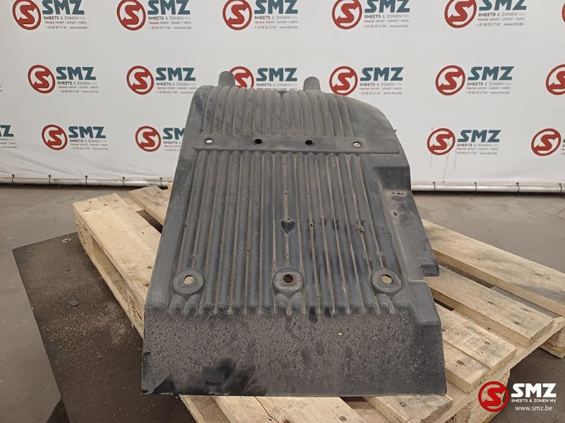 Volvo Occ spatscherm vooraan rechts Volvo - Carrocería y exterior para Camión: foto 3 Volvo Occ spatscherm vooraan rechts Volvo - Carrocería y exterior para Camión: foto 3