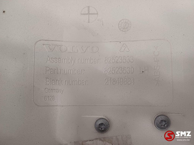 Volvo Occ windgeleider links Volvo - Cabina e interior para Camión: foto 5 Volvo Occ windgeleider links Volvo - Cabina e interior para Camión: foto 5