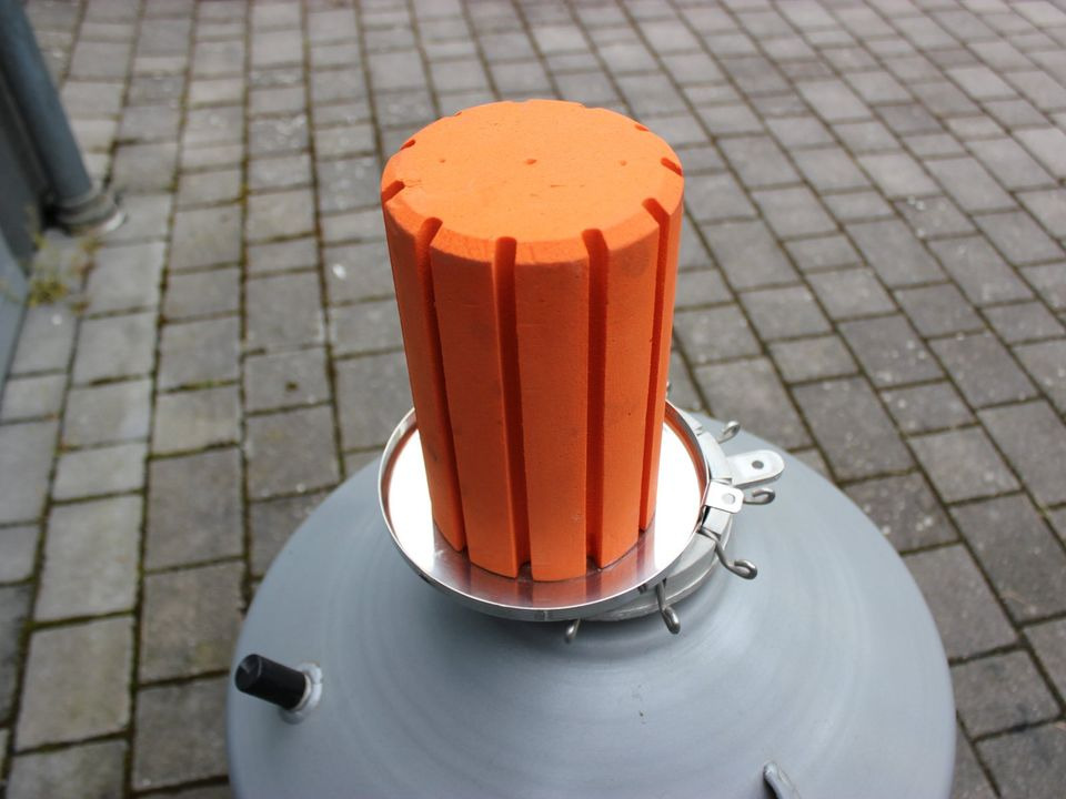 Cryotherm Container 50 L Dewar used for liquid nitrogen - Tanque de almacenamiento: foto 3 Cryotherm Container 50 L Dewar used for liquid nitrogen - Tanque de almacenamiento: foto 3