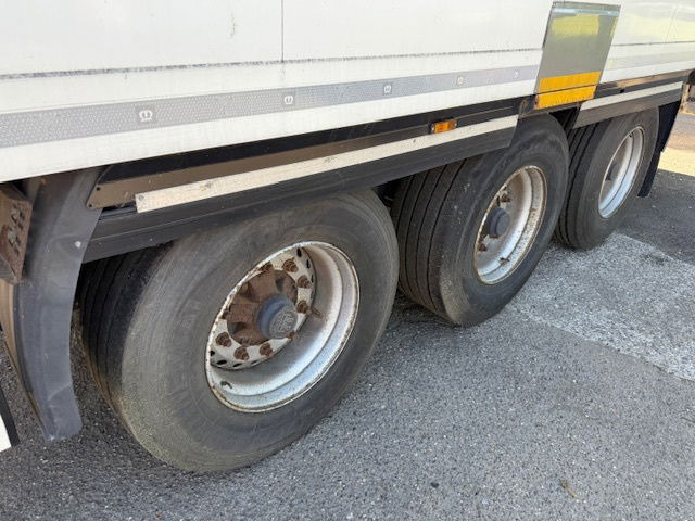 Krone Thermoking Slxe 400 Doppelstock - Frigorífico semirremolque: foto 5 Krone Thermoking Slxe 400 Doppelstock - Frigorífico semirremolque: foto 5