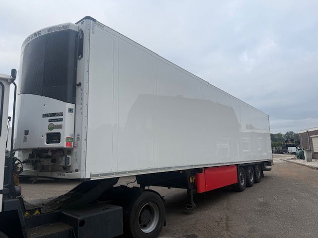 Schmitz Cargobull SLXe 300 1894 uur laadklep 2liftassen - Frigorífico semirremolque: foto 1 Schmitz Cargobull SLXe 300 1894 uur laadklep 2liftassen - Frigorífico semirremolque: foto 1