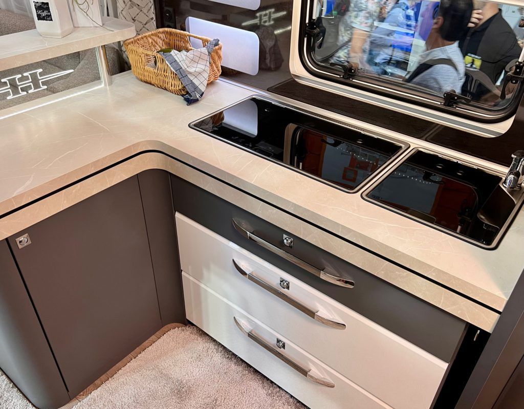 Caravana EXCELLENT 560 CFe: foto 11