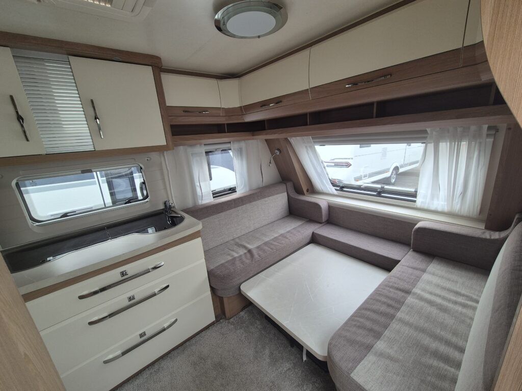 Hobby 495 WFB De Luxe 2020 - Caravana: foto 5 Hobby 495 WFB De Luxe 2020 - Caravana: foto 5