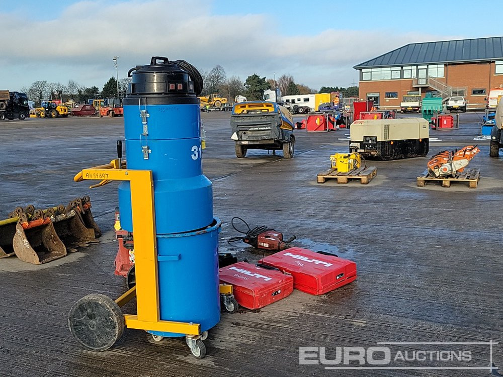 110 Volt SPE Vacuum, Hilti VC 40M-X 110 Volt Dust Extractor, Makita Cordless Floor Saw & Charger Pack, Hilti TE 70-ATC 110 Volt Hammer Drill, Hilti TE 700-AVR 110 Volt Hammer Drill, Hilti TE 30 110 Vo - Equipo de construcción: foto 4 110 Volt SPE Vacuum, Hilti VC 40M-X 110 Volt Dust Extractor, Makita Cordless Floor Saw & Charger Pack, Hilti TE 70-ATC 110 Volt Hammer Drill, Hilti TE 700-AVR 110 Volt Hammer Drill, Hilti TE 30 110 Vo - Equipo de construcción: foto 4