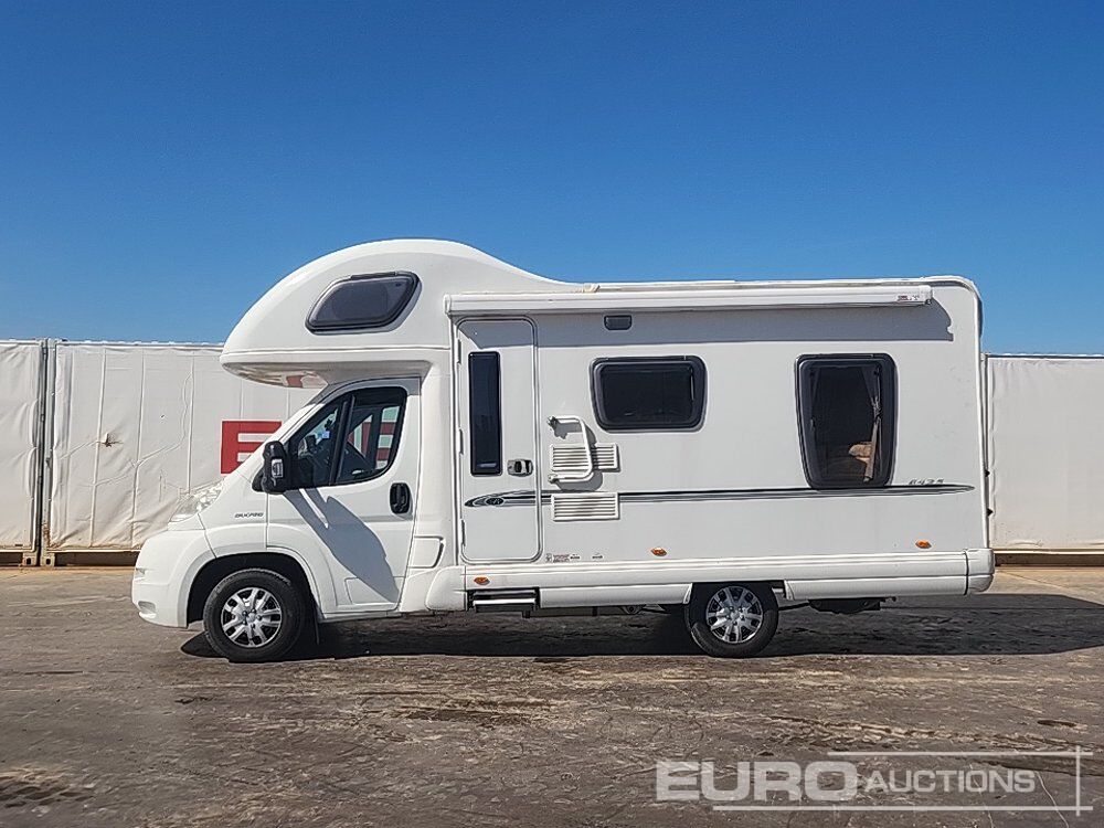 2009 Fiat Ducato 35 100 M-Jet, Bessacarr E425 Motorhome, 4 Berth, Hob, Oven/Grill, Fridge, Truma Gas/Electric Heater, 12v TV (Category N Insurance Loss) - Cámper: foto 2 2009 Fiat Ducato 35 100 M-Jet, Bessacarr E425 Motorhome, 4 Berth, Hob, Oven/Grill, Fridge, Truma Gas/Electric Heater, 12v TV (Category N Insurance Loss) - Cámper: foto 2