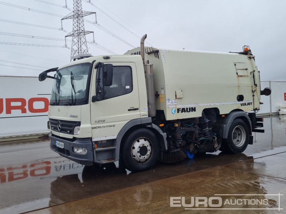 2009 Mercedes Atego 1318 - Barredora vial: foto 1 2009 Mercedes Atego 1318 - Barredora vial: foto 1