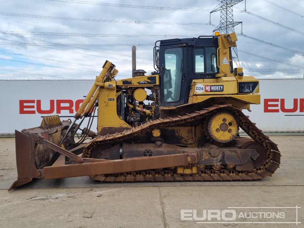 2010 CAT D6T - Bulldozer: foto 2 2010 CAT D6T - Bulldozer: foto 2