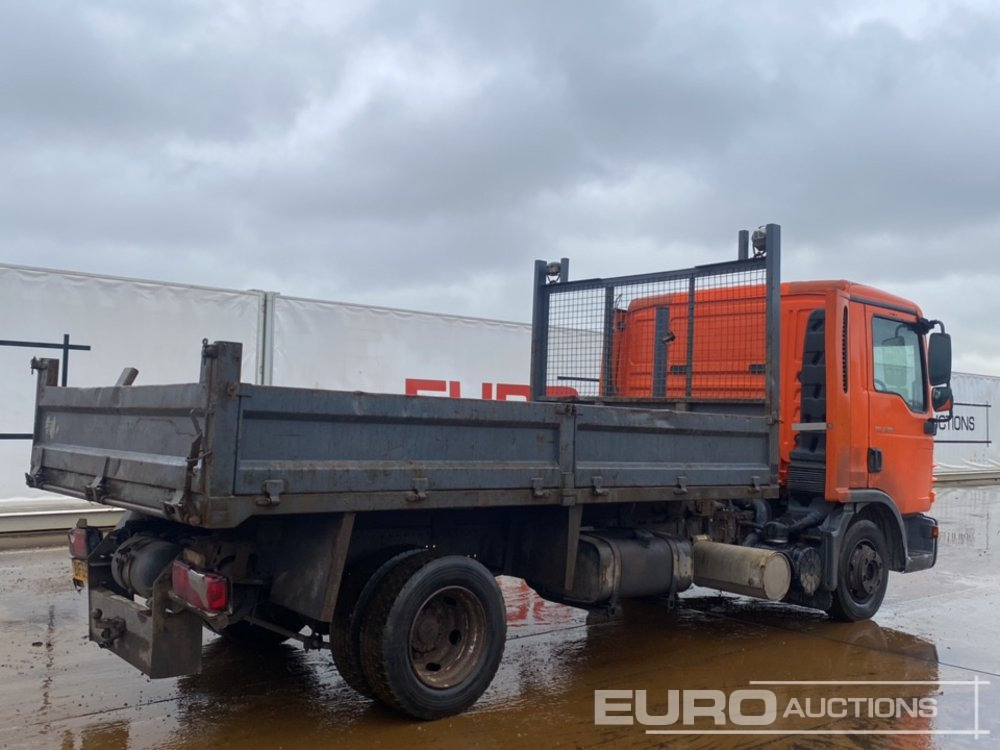 2010 MAN TGL7.150 - Volquete camión: foto 5 2010 MAN TGL7.150 - Volquete camión: foto 5