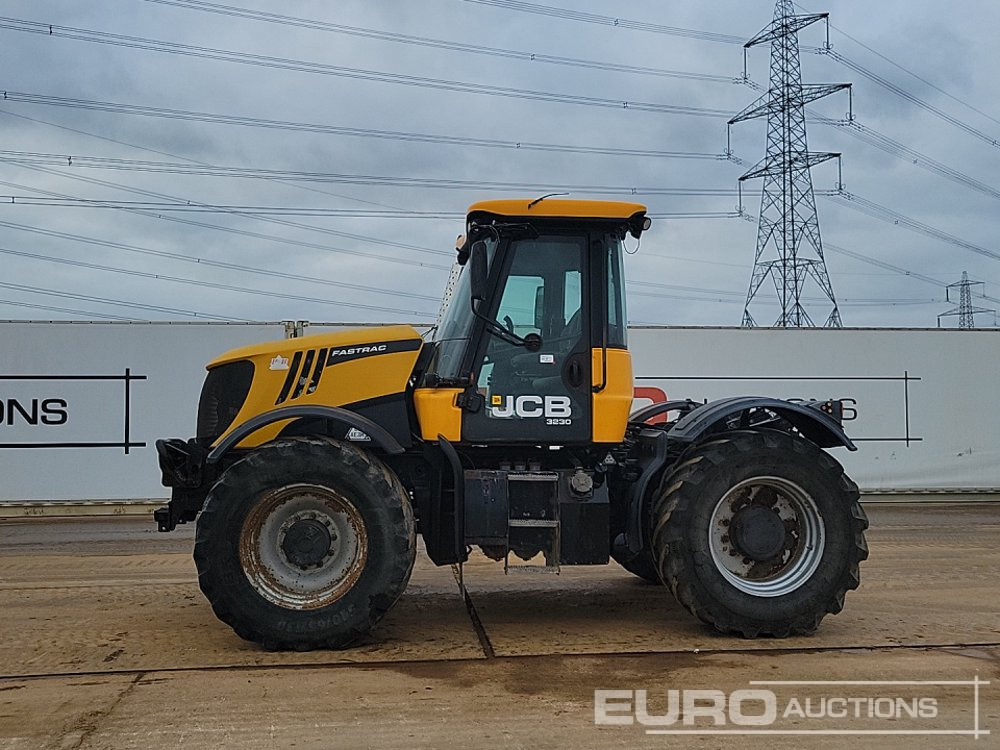 2011 JCB Fastrac 3230 - Tractor: foto 2 2011 JCB Fastrac 3230 - Tractor: foto 2
