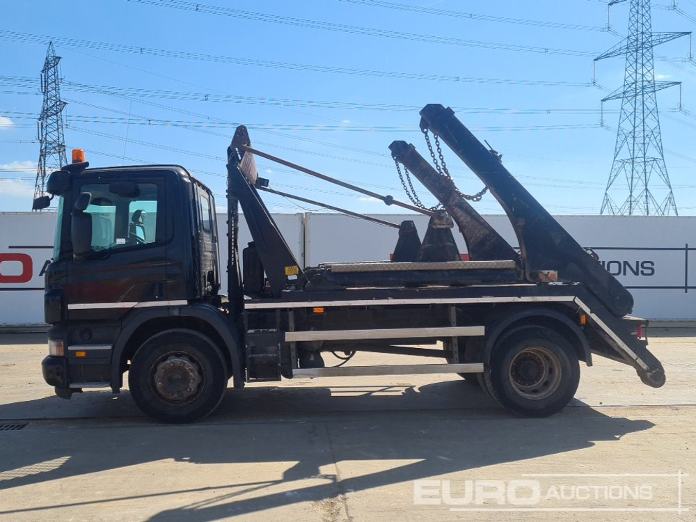 2011 Scania P230 - Portacontenedor de cadenas camión: foto 2 2011 Scania P230 - Portacontenedor de cadenas camión: foto 2