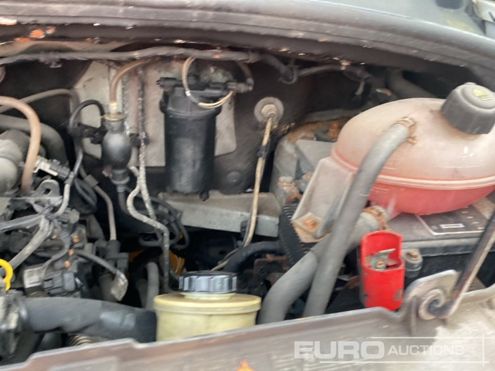 Caja abierta furgoneta 2012 Renault Master: foto 40