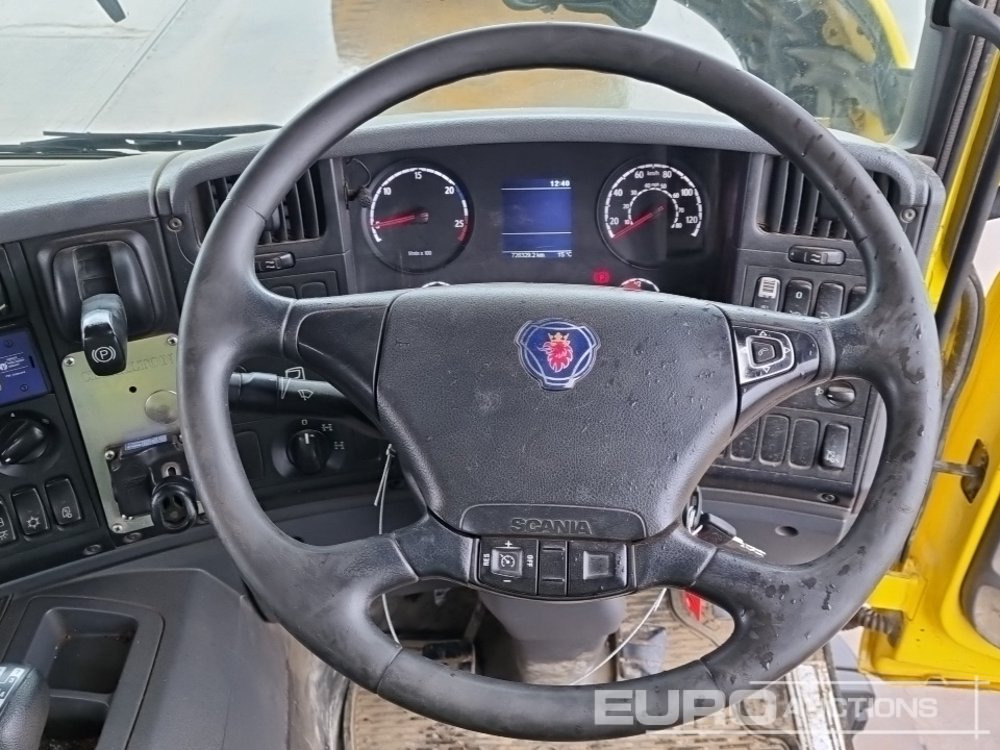 Volquete camión 2013 Scania P360: foto 38