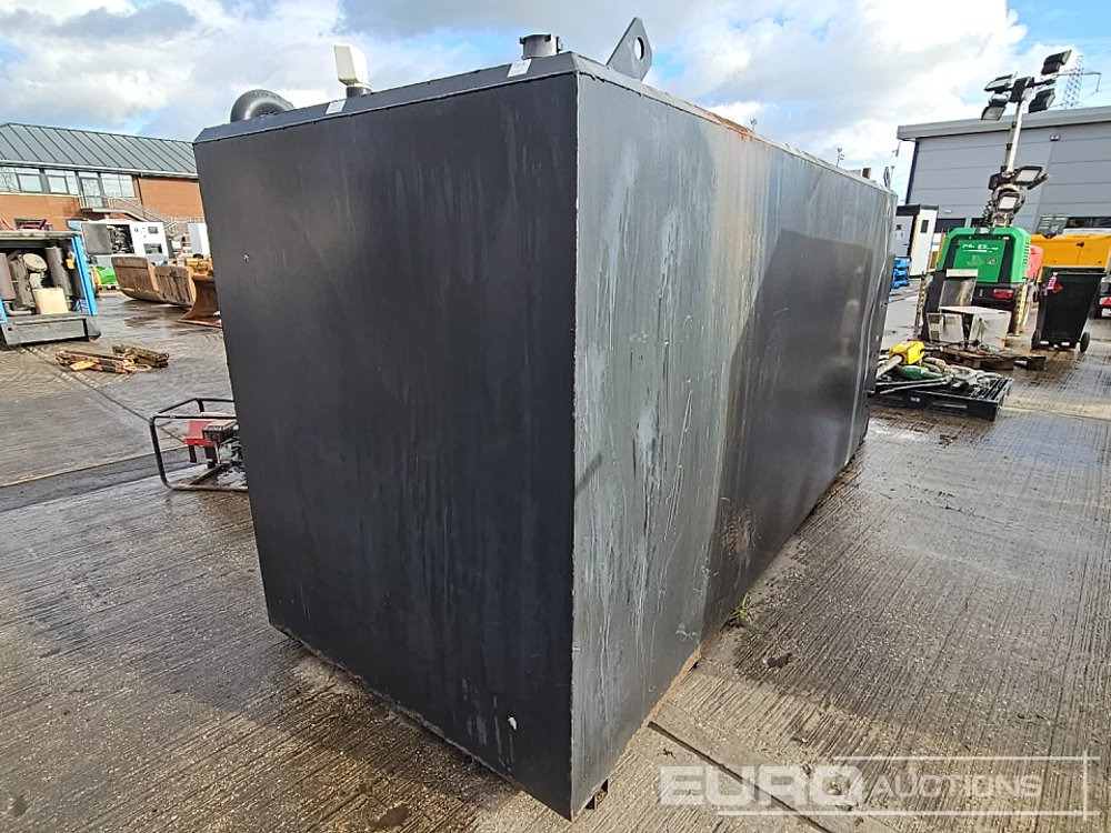 2013 Turner Fabrications 5448 Litres - Tanque de almacenamiento: foto 5 2013 Turner Fabrications 5448 Litres - Tanque de almacenamiento: foto 5