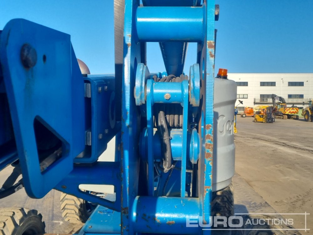 Plataforma elevadora 2014 Genie Z45/25J: foto 29