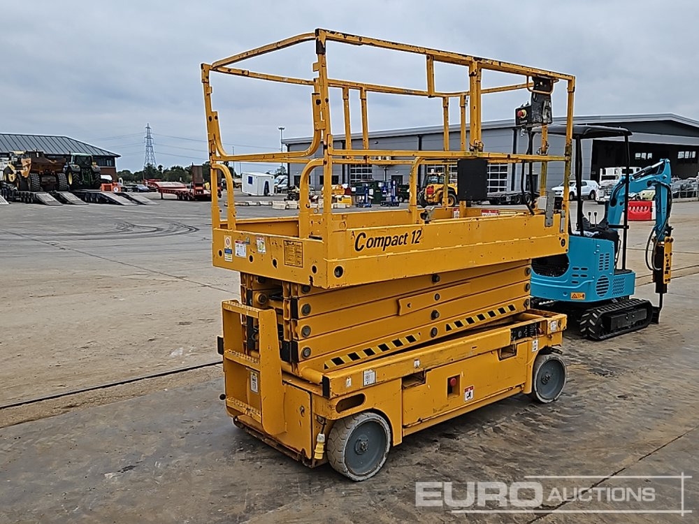 2014 Haulotte Compact 12 - Plataforma elevadora: foto 5 2014 Haulotte Compact 12 - Plataforma elevadora: foto 5