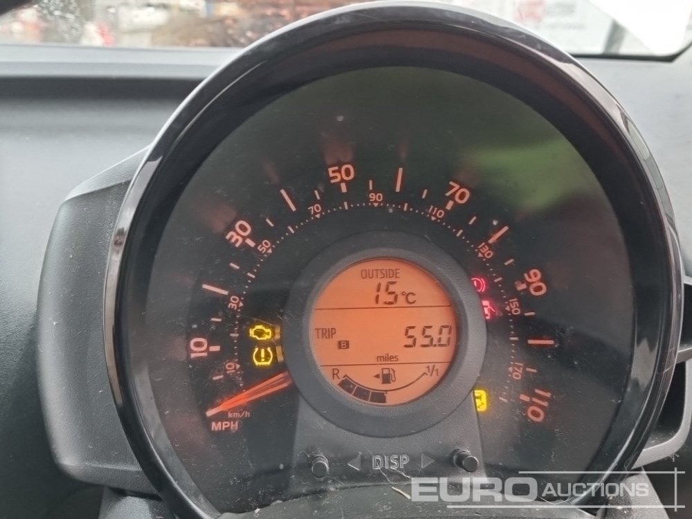 Coche 2014 Peugeot 108: foto 35